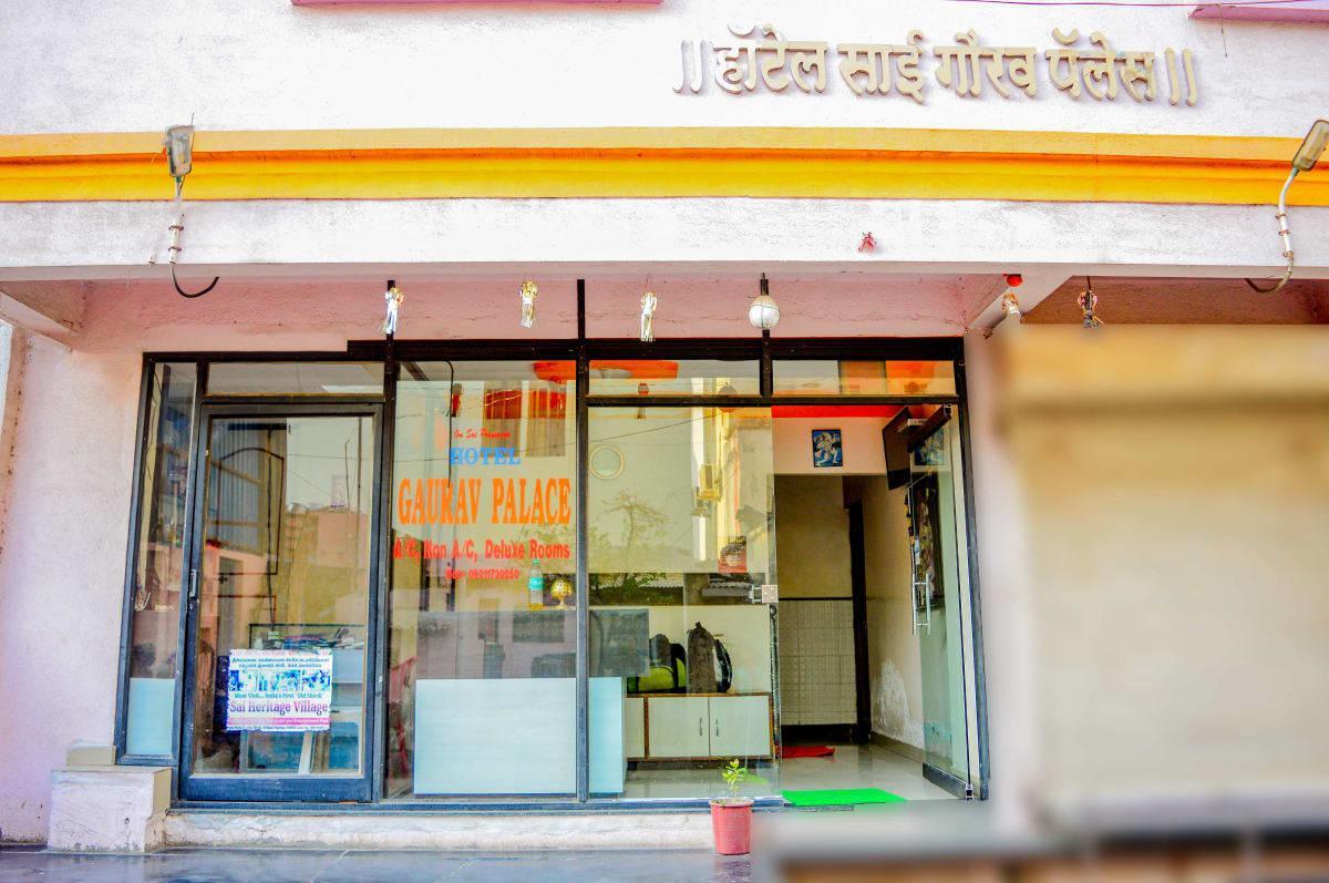 Hotel Gourav Palace Shirdi Extérieur photo